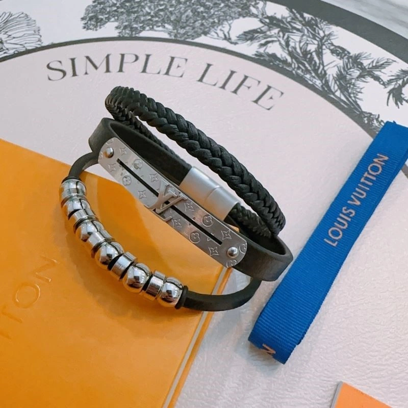 Durable Louis Vuitton Bracelets 249136