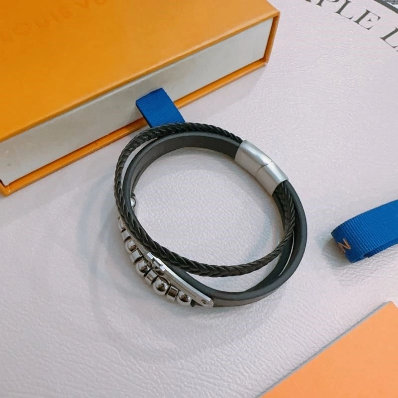 Durable Louis Vuitton Bracelets 249136