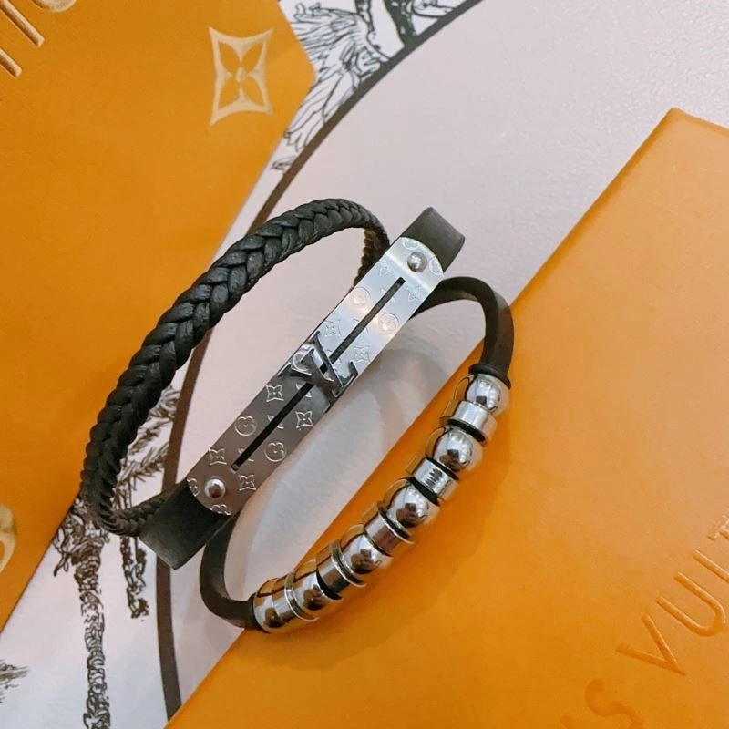 Durable Louis Vuitton Bracelets 249136