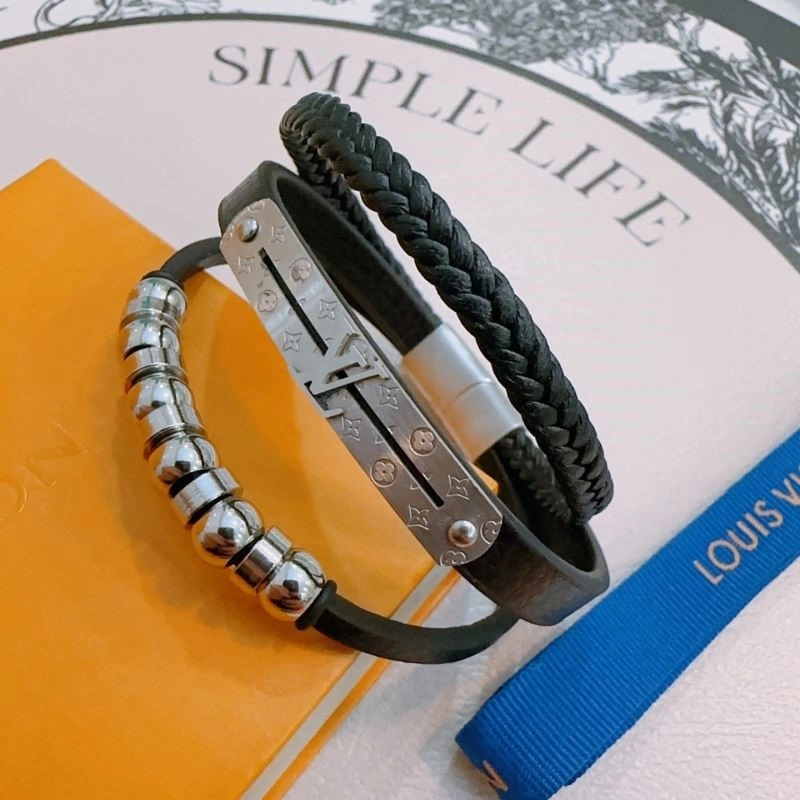 Durable Louis Vuitton Bracelets 249136