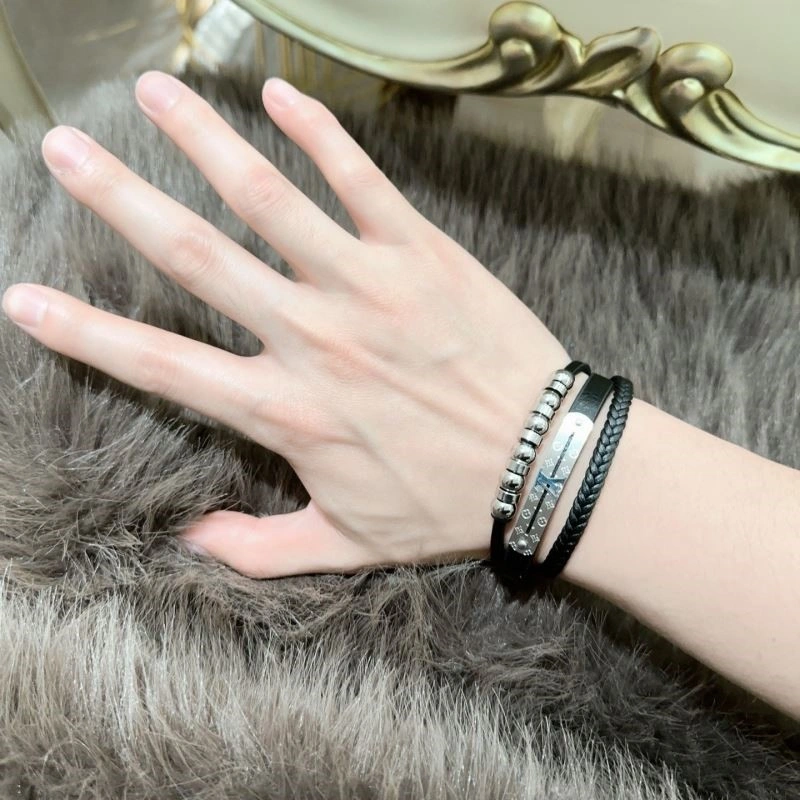 Durable Louis Vuitton Bracelets 249136