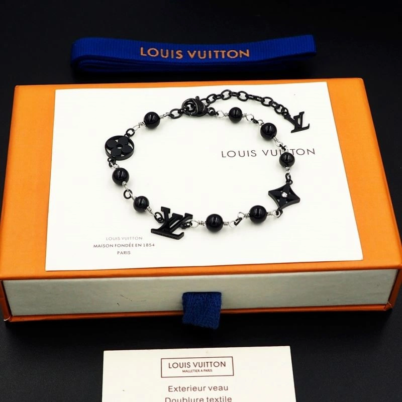 Louis Vuitton Bracelets Fashionable 249122