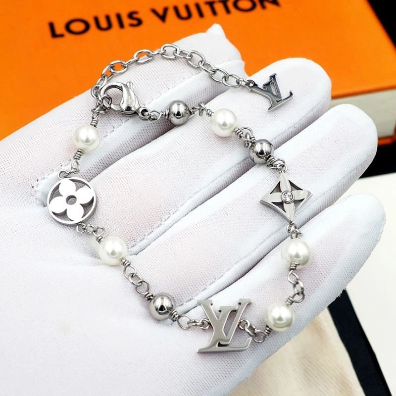 Louis Vuitton Bracelets Affordable 249112
