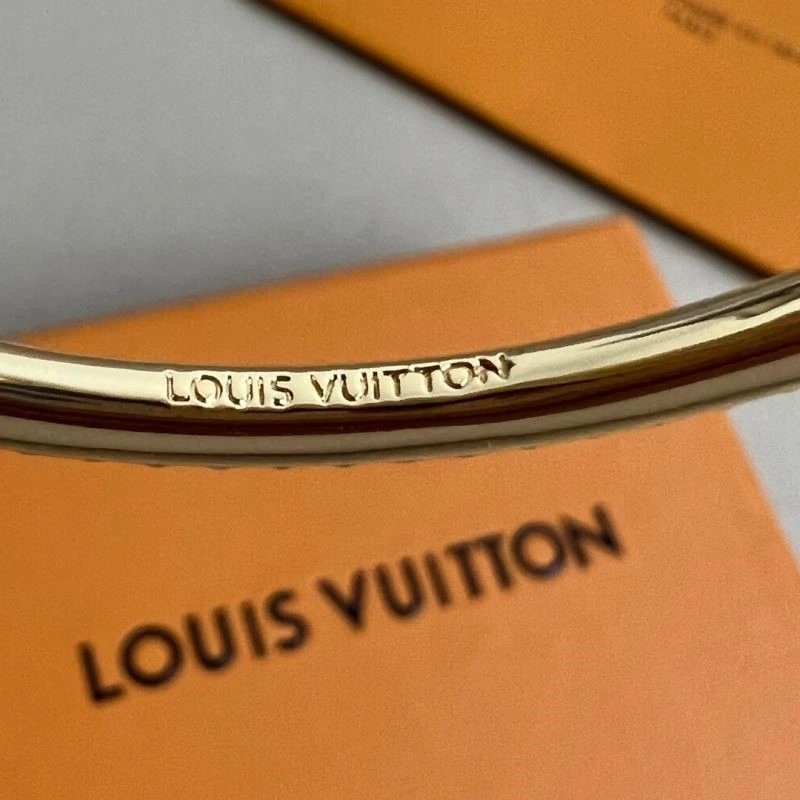 Louis Vuitton Bracelets Sustainable 249114