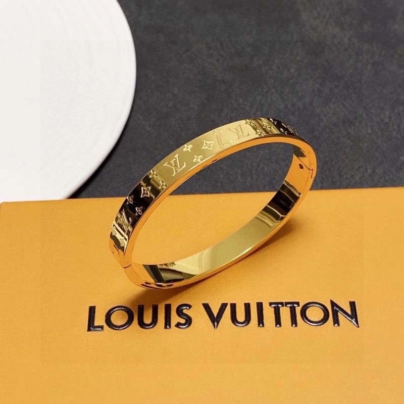 Louis Vuitton Bracelets Youthful 249125