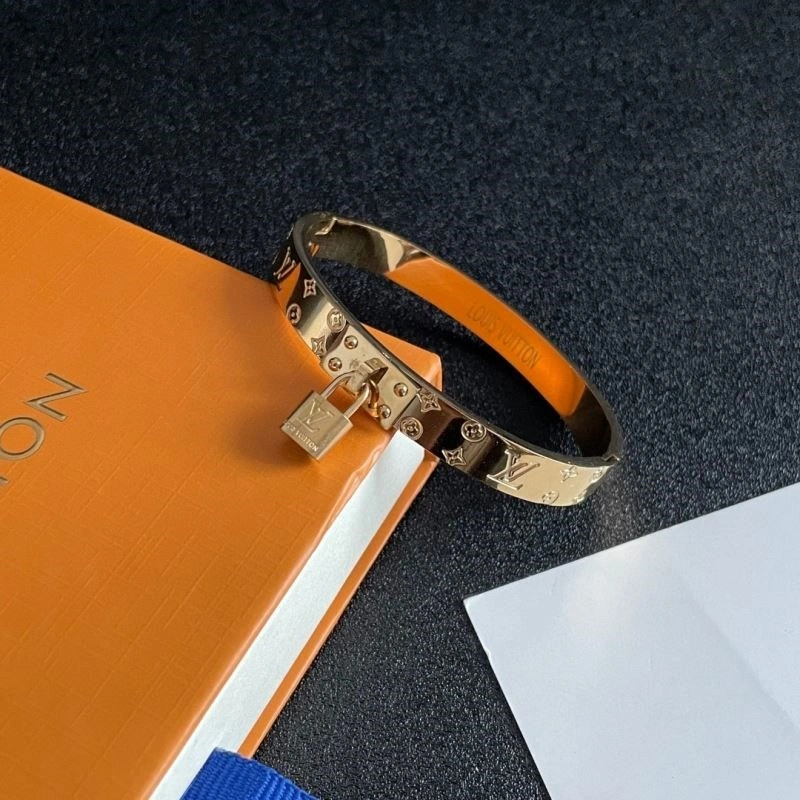 Louis Vuitton Bracelets GoodFit 249120