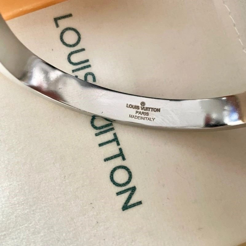 Trendsetting Louis Vuitton Bracelets 249121