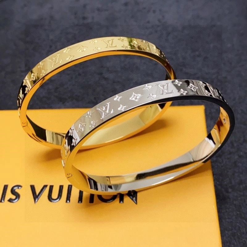 Trendy Louis Vuitton Bracelets 249134