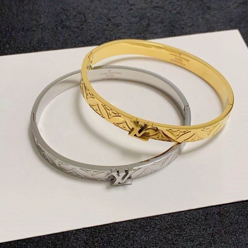 Louis Vuitton Bracelets ModernLook 249127
