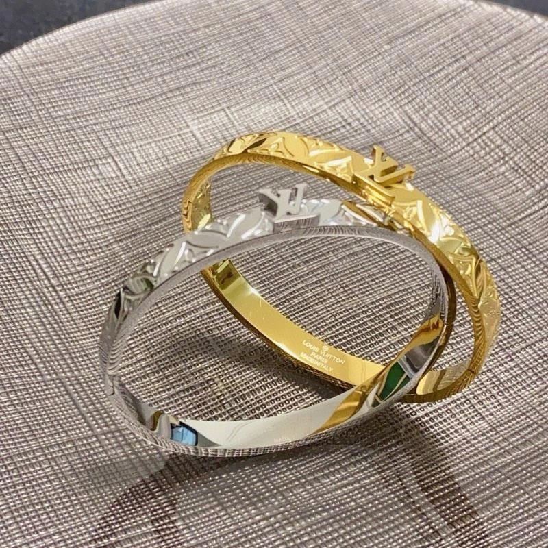 Louis Vuitton Bracelets ModernLook 249127
