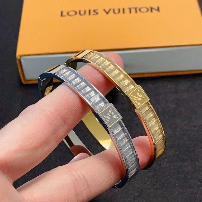 Popular Louis Vuitton Bracelets 249116