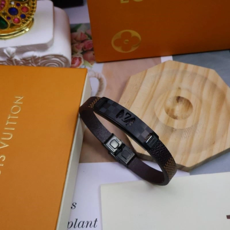 Louis Vuitton Bracelets AllSeason 249105
