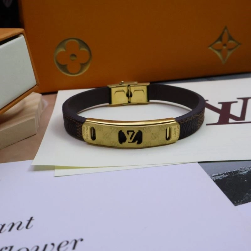 Breathable Louis Vuitton Bracelets 249103