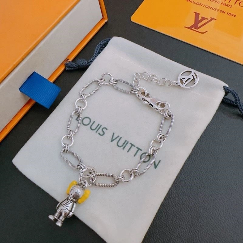 Louis Vuitton Bracelets SmartChoice 249099
