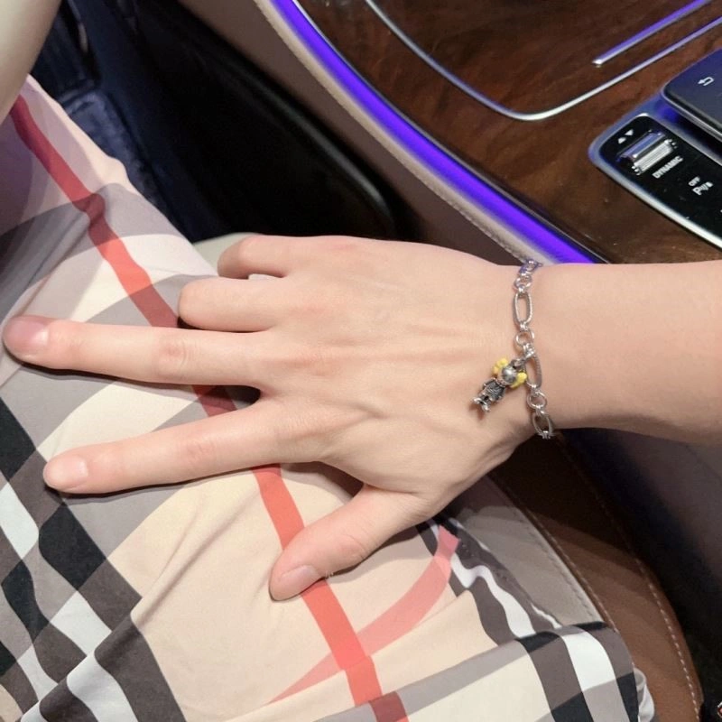 Louis Vuitton Bracelets SmartChoice 249099