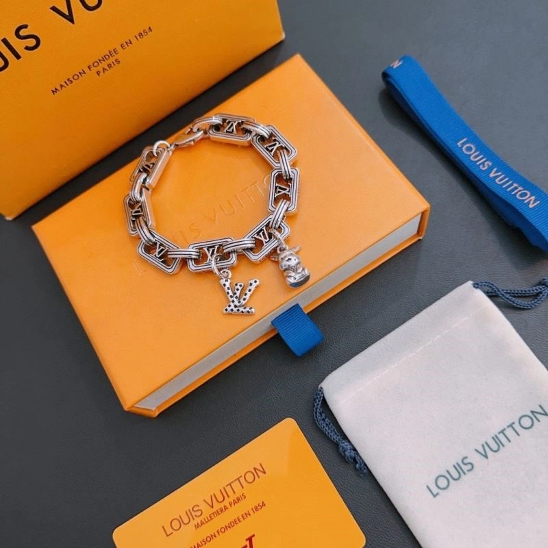 Louis Vuitton Bracelets TimelessDesign 249094