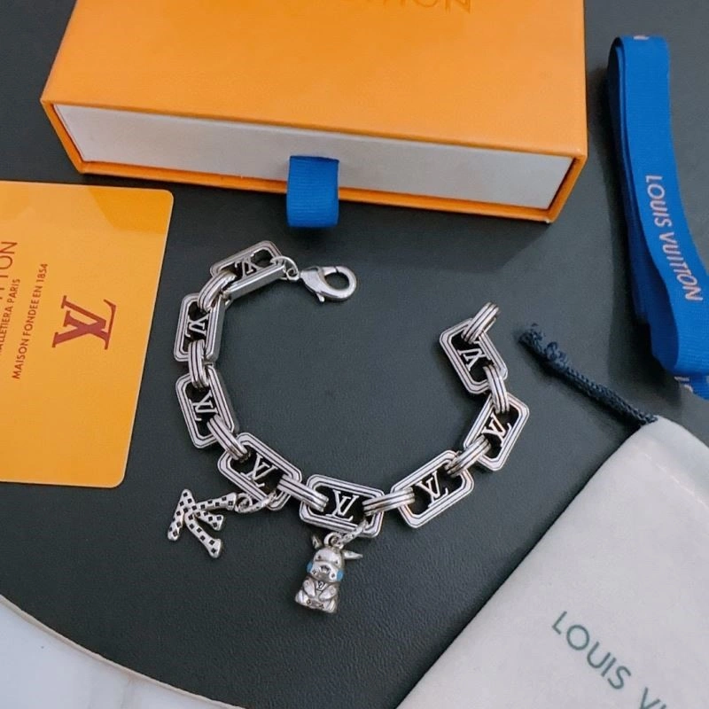Louis Vuitton Bracelets TimelessDesign 249094