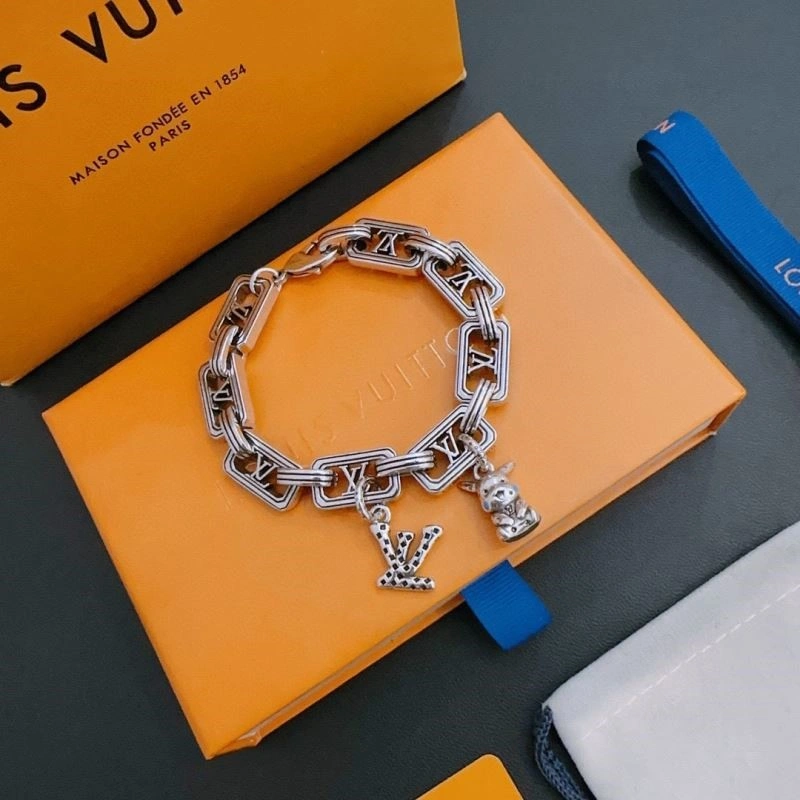 Louis Vuitton Bracelets TimelessDesign 249094