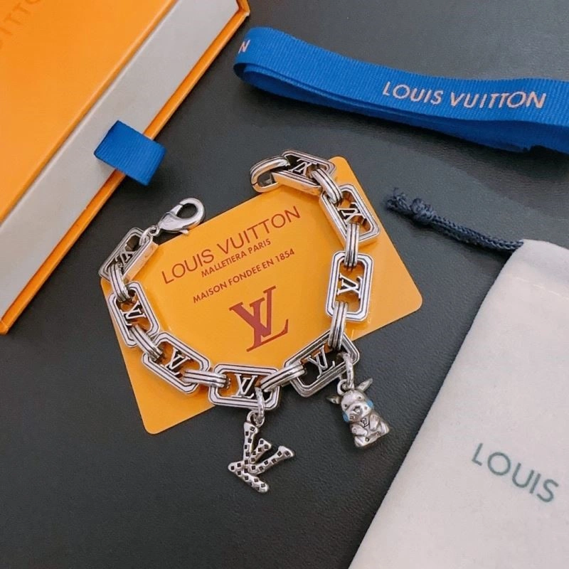 Louis Vuitton Bracelets TimelessDesign 249094