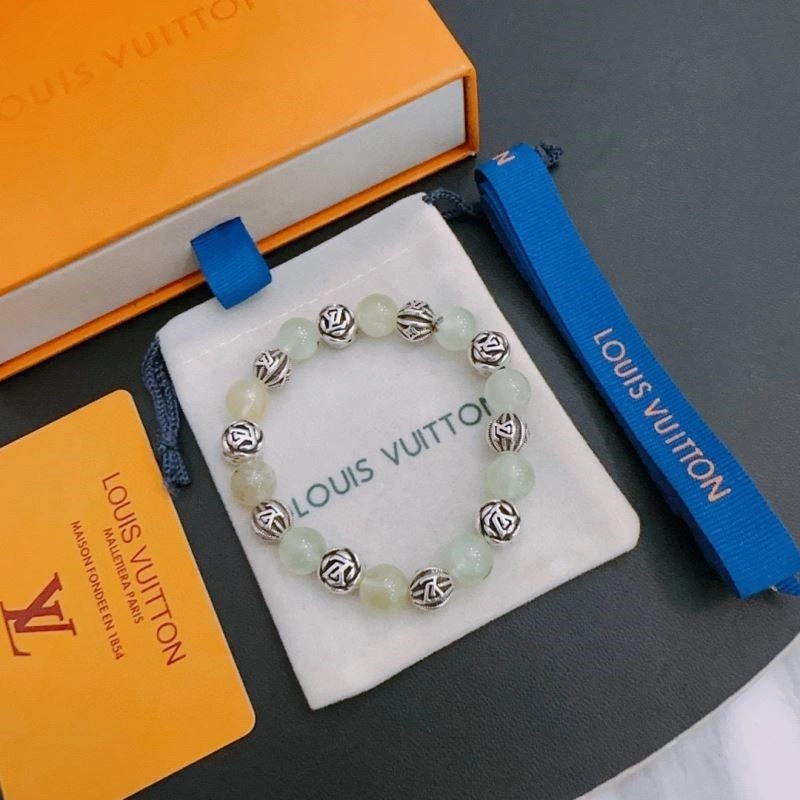Vibrant Louis Vuitton Bracelets 249083