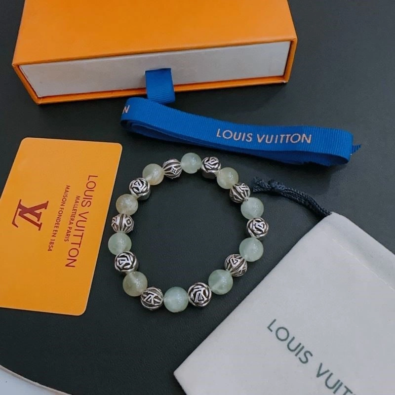 Vibrant Louis Vuitton Bracelets 249083