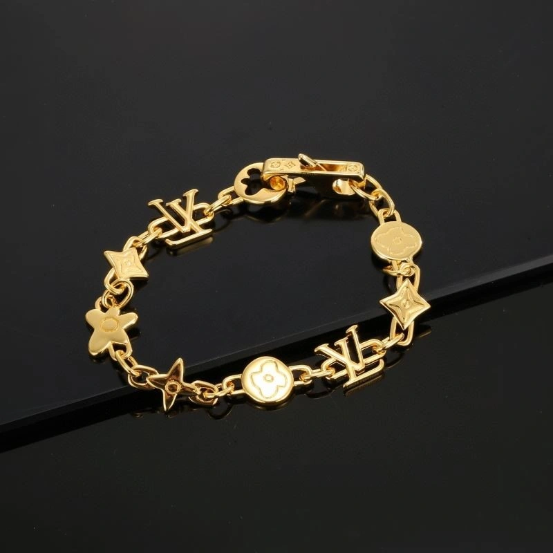 ComfortFit Louis Vuitton Bracelets 249068