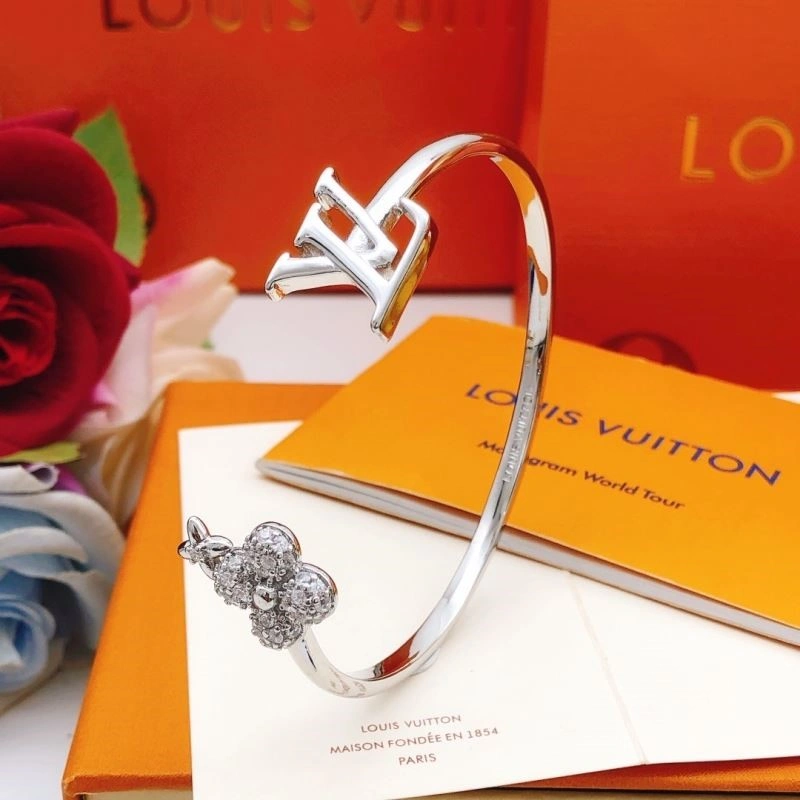 Sustainable Louis Vuitton Bracelets 248812