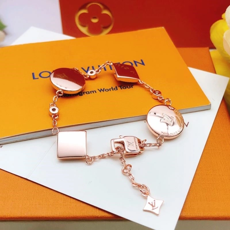 Tailored Louis Vuitton Bracelets 248811