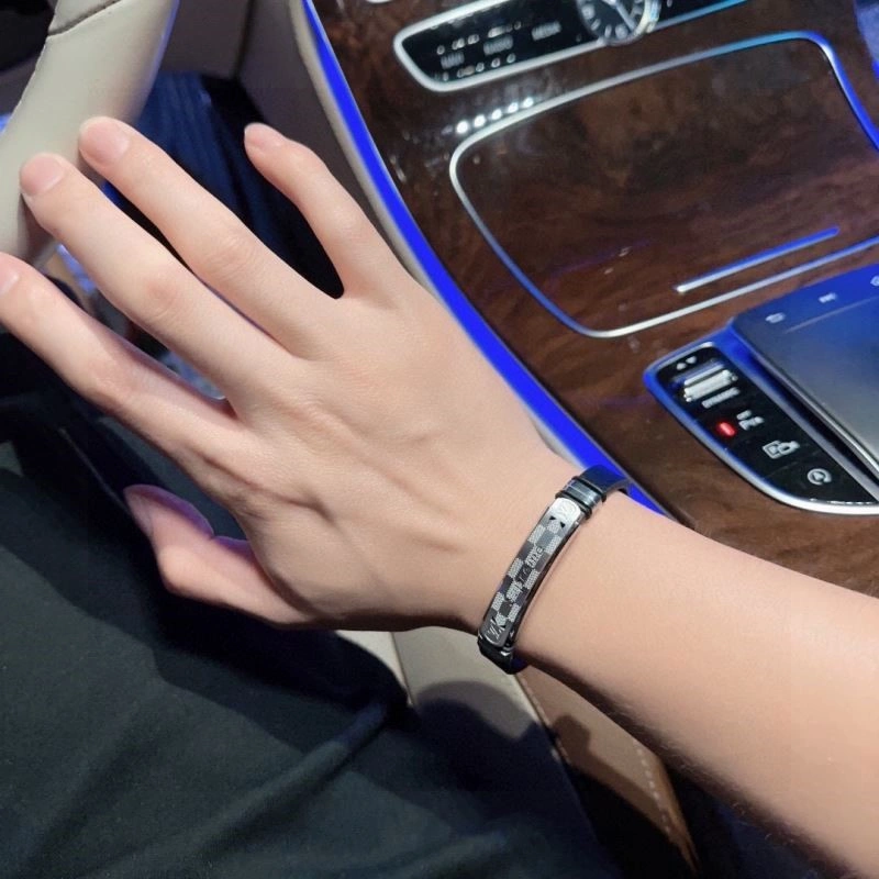 EasyMatch Louis Vuitton Bracelets 248835