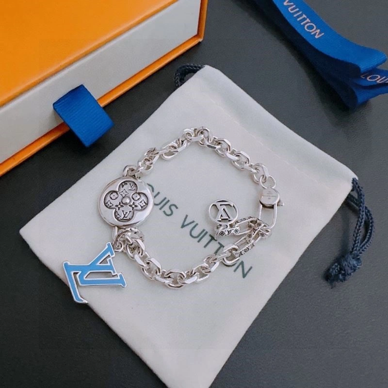 Louis Vuitton Bracelets Breathable 248810