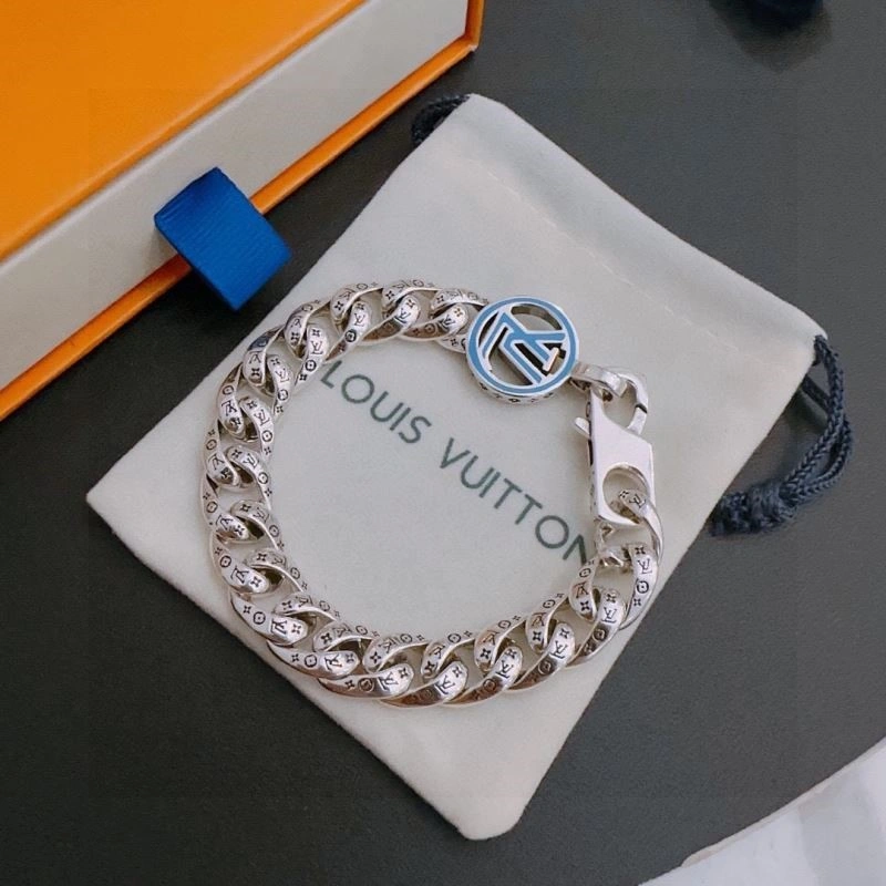 Louis Vuitton Bracelets Refined 248806