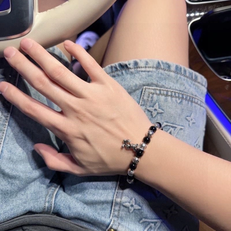 Louis Vuitton Bracelets Flexible 248803