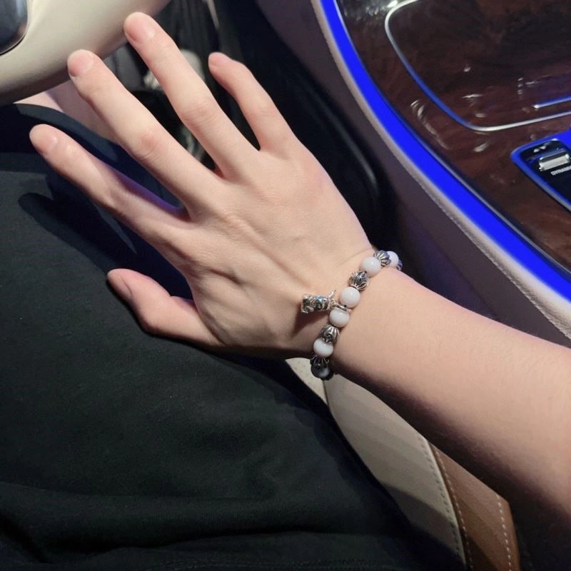 Louis Vuitton Bracelets Modern 248800