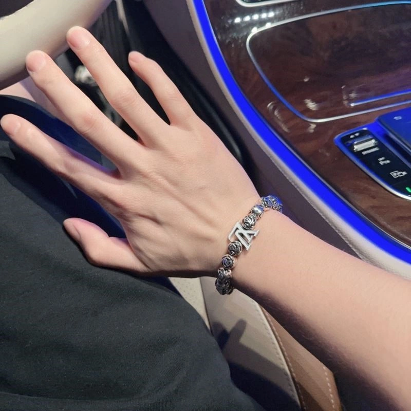 Louis Vuitton Bracelets Stylish 248790