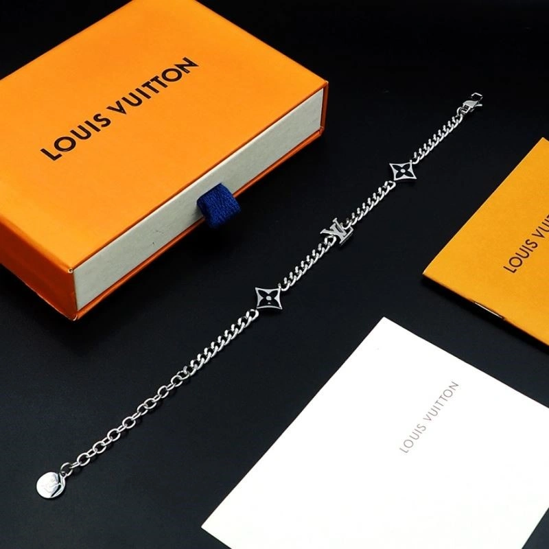 FashionForward Louis Vuitton Bracelets 248798