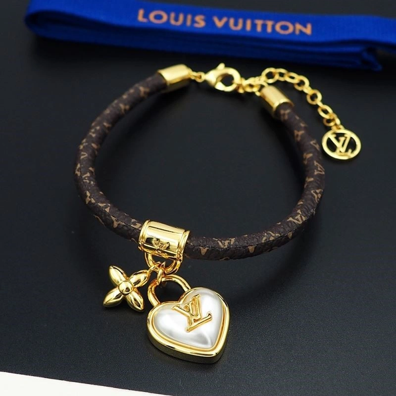 QuickDry Louis Vuitton Bracelets 248793