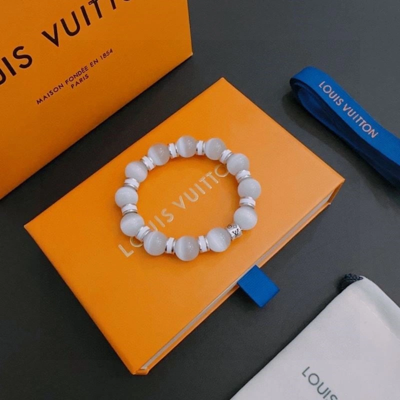 Louis Vuitton Bracelets Refined 248792