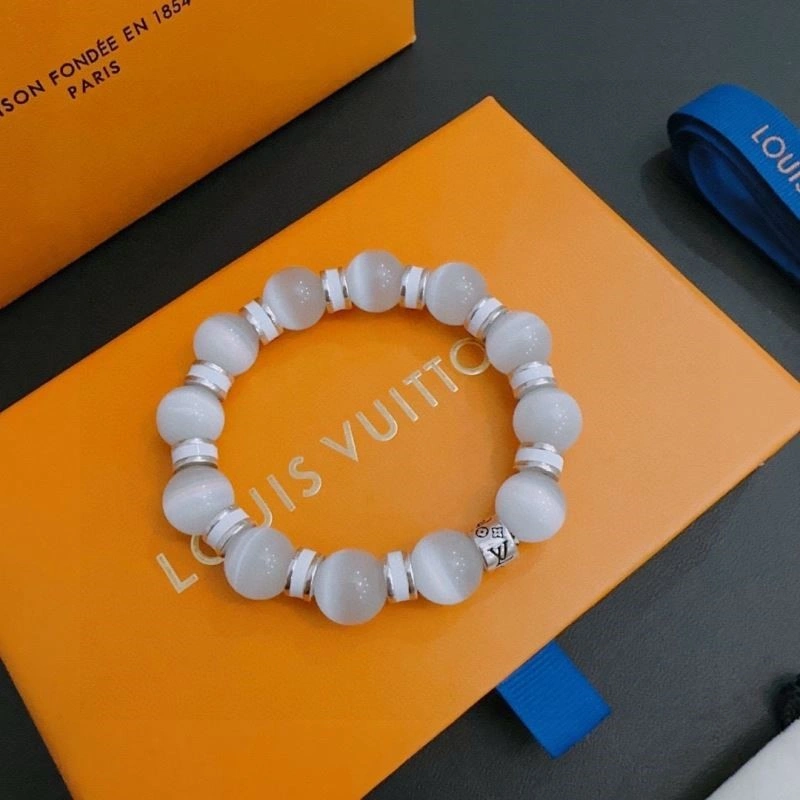 Louis Vuitton Bracelets Refined 248792