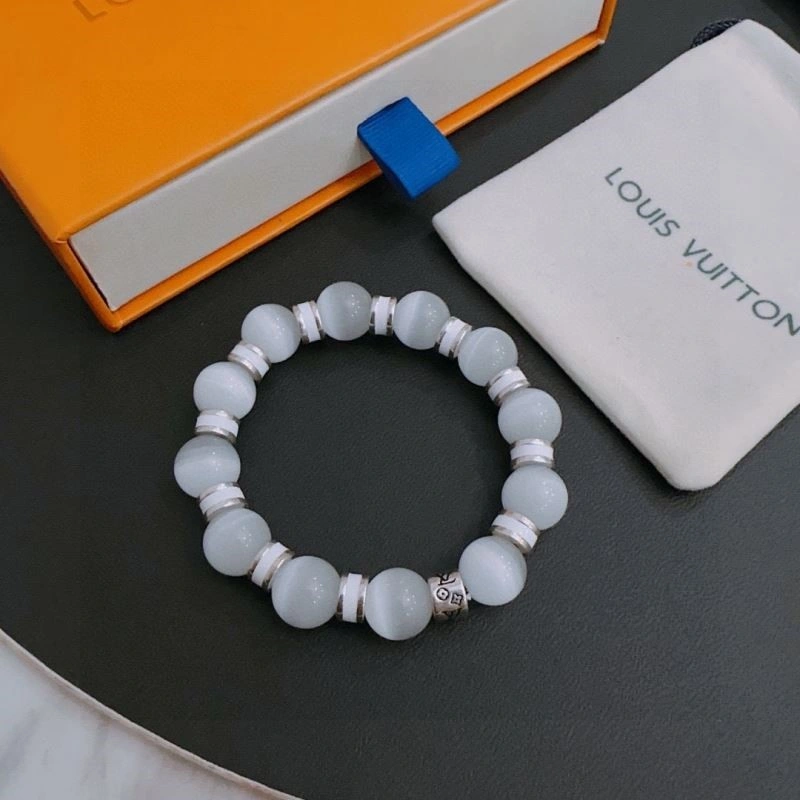 Louis Vuitton Bracelets Refined 248792