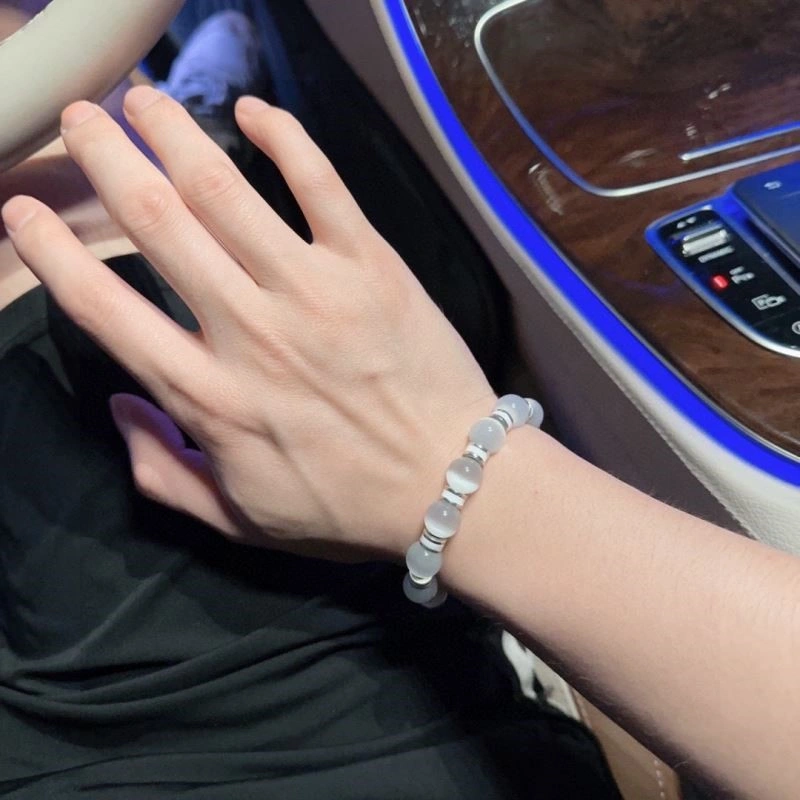 Louis Vuitton Bracelets Refined 248792