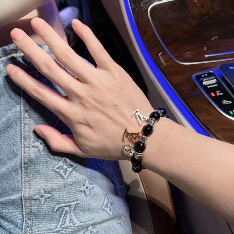 ZeroBulk Louis Vuitton Bracelets 248768