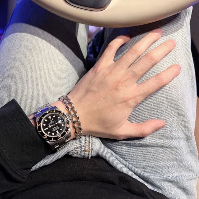 OnTrend Louis Vuitton Bracelets 248766