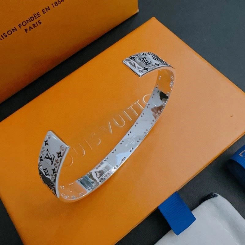 Louis Vuitton Bracelets Flexible 248765