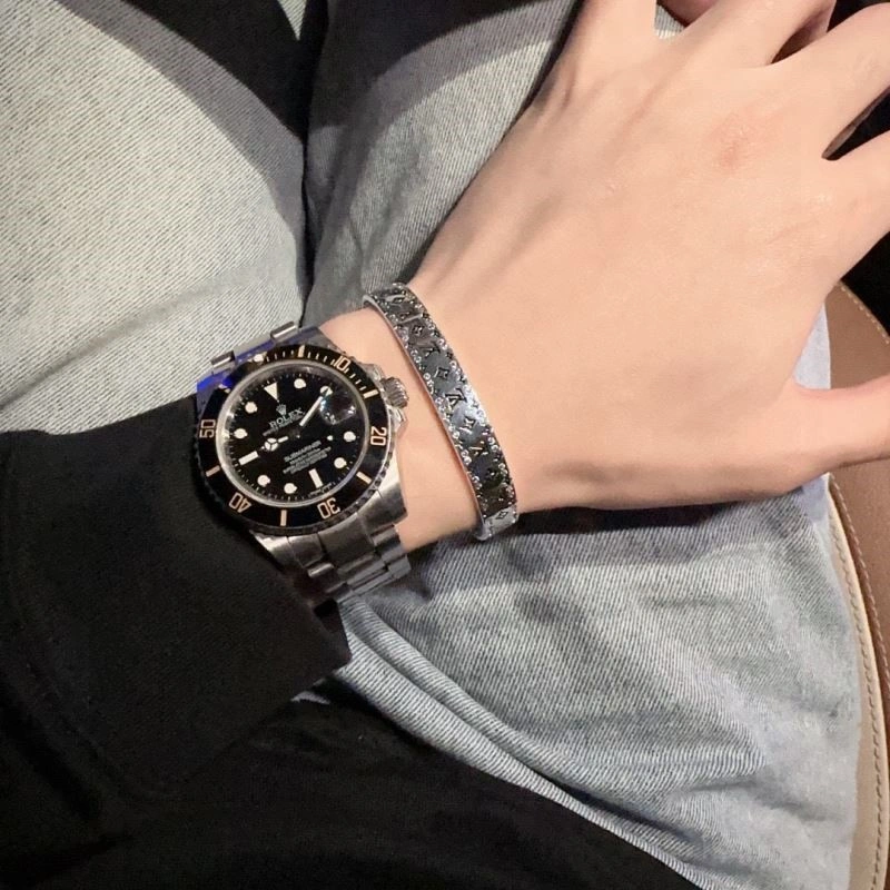 Louis Vuitton Bracelets Flexible 248765