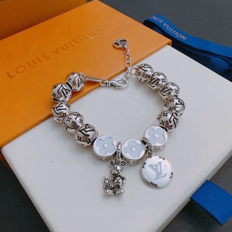Louis Vuitton Bracelets Lightweight 248773