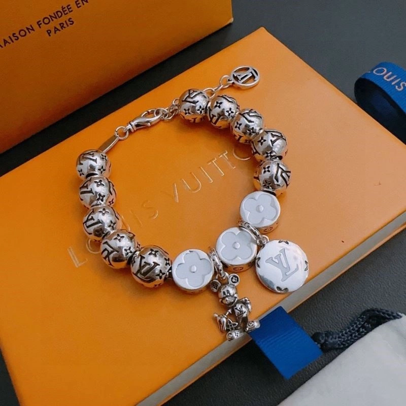 Louis Vuitton Bracelets Lightweight 248773