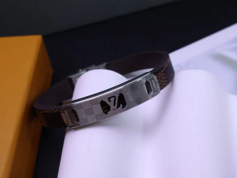 Louis Vuitton Bracelets Efficient 248769