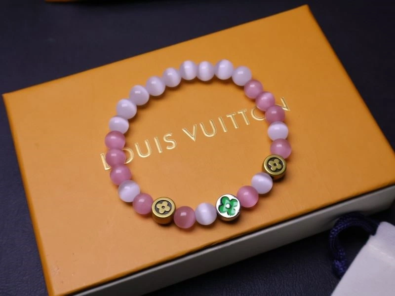 Breathable Louis Vuitton Bracelets 248761