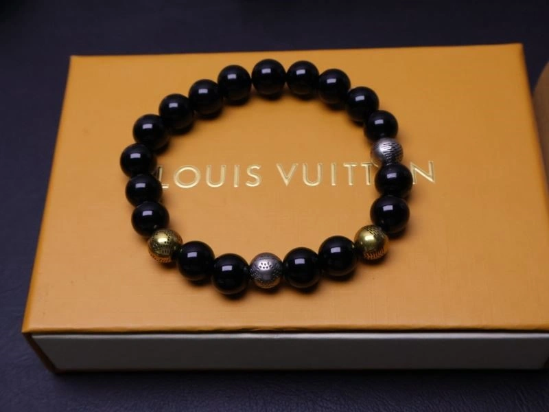 Louis Vuitton Bracelets ModernLook 248757
