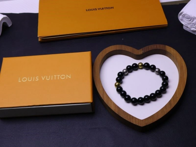 Louis Vuitton Bracelets ModernLook 248757